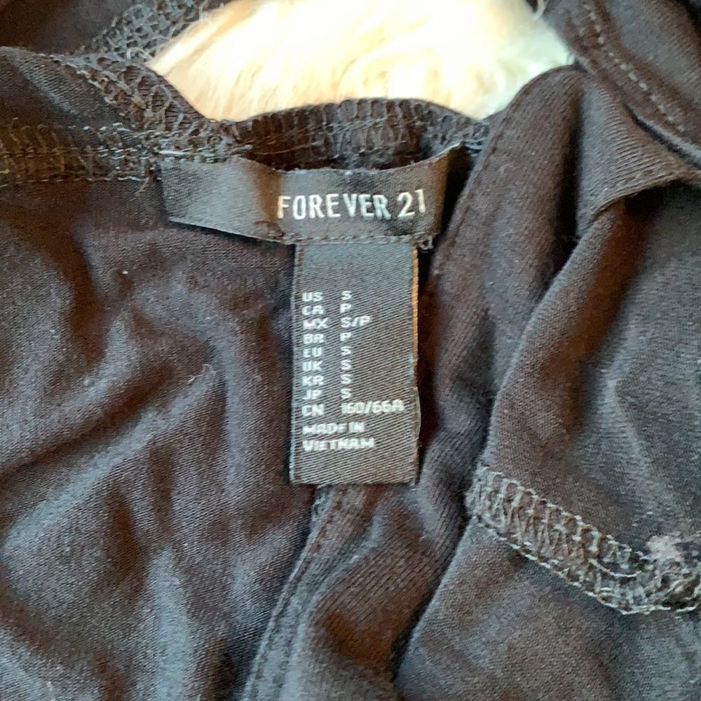 Forever 21 Black Cutout Knit Romper Size Small - Picture 7 of 11